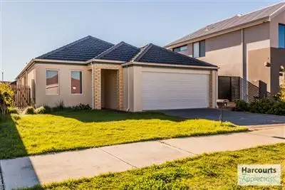 5 Churchill Green, Canning Vale WA 6155