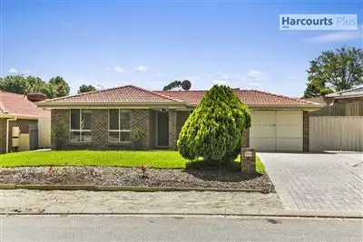 Second view of Homely house listing, 3 Aish Court, Woodcroft SA 5162