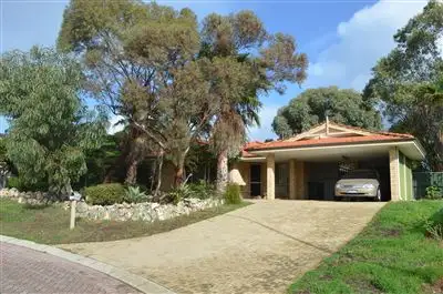 15 Castleroy Place, Connolly WA 6027