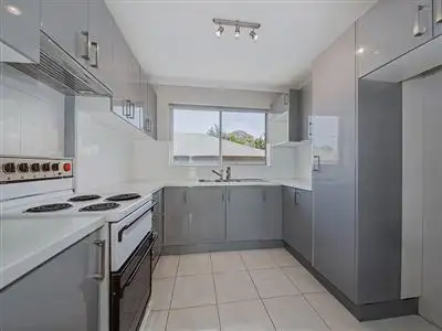 Main view of Homely unit listing, 4/32 Ekibin Road, Annerley QLD 4103