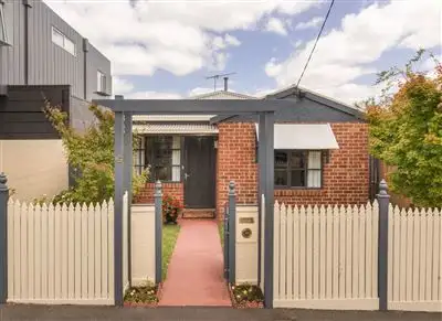 16 Pescott Street, Newtown VIC 3220