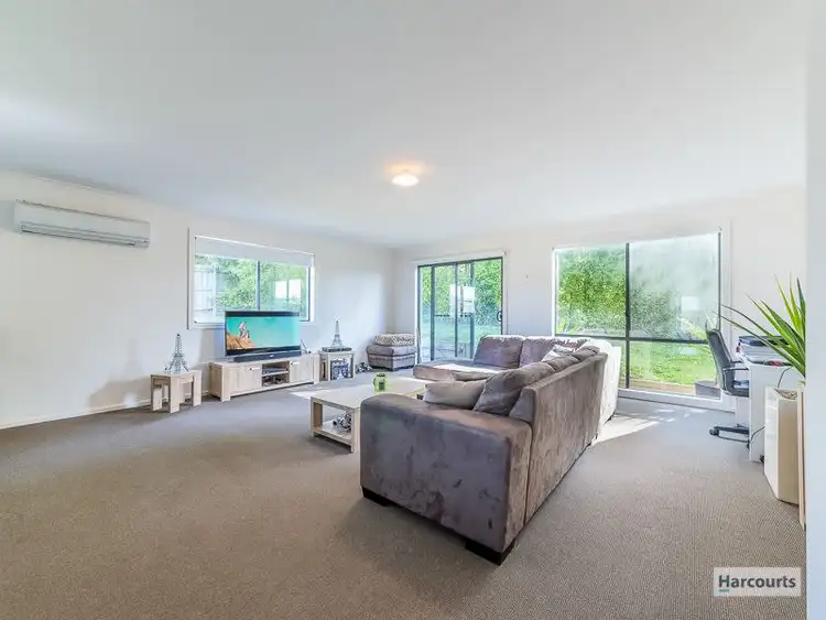 Sixth view of Homely house listing, 16 Sutherland Way, Drouin VIC 3818
