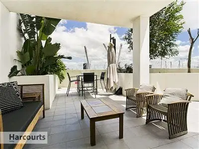 Third view of Homely apartment listing, 53/18 Tank Street, Brisbane City QLD 4000