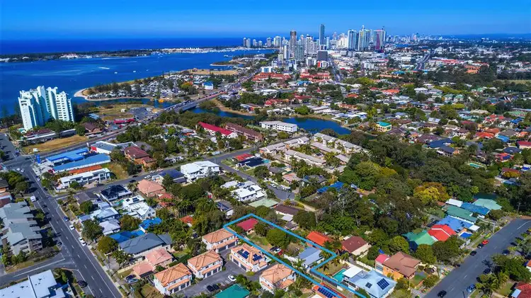 39 Muir Street, Labrador QLD 4215