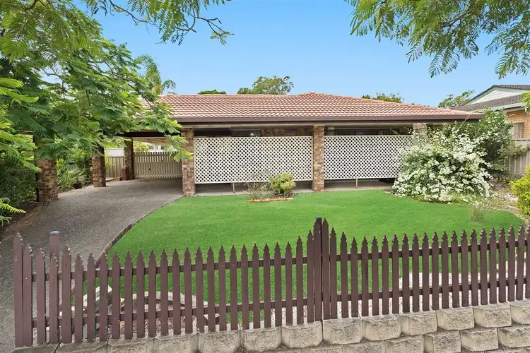 9 Dandenong Road, Jamboree Heights QLD 4074