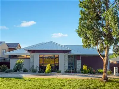 6 Eccles Way, Leongatha VIC 3953