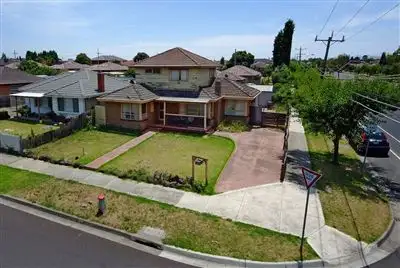 Second view of Homely house listing, 62 Queen Street, Lalor VIC