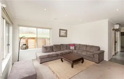 Fifth view of Homely house listing, 2 Barton Court, Warragul VIC