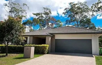 10 Northpoint Close, Robina QLD