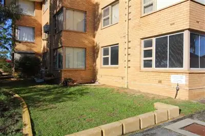 3/137 North Lake Road, Willagee WA