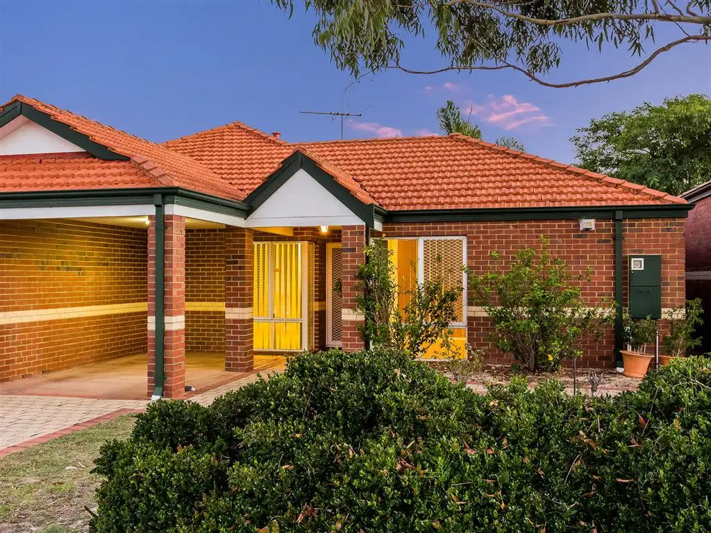 Main view of Homely house listing, 2/201 Glen Iris Drive, Jandakot WA 6164
