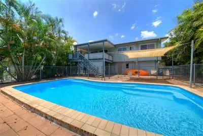 12 Maida Street, Lammermoor Beach QLD 4703
