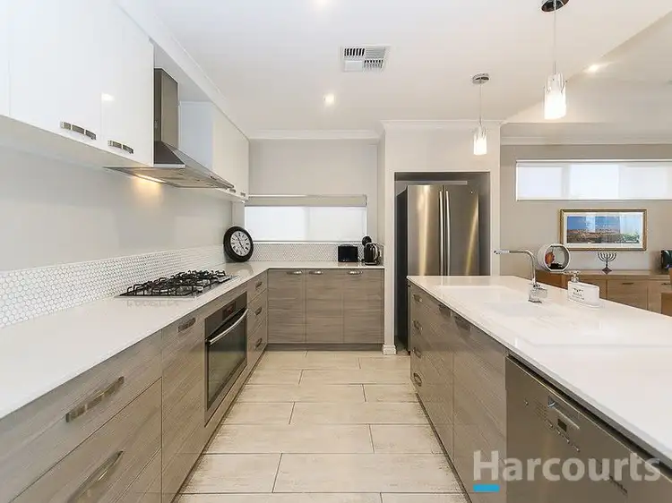 40 Covington Loop, Success WA 6164