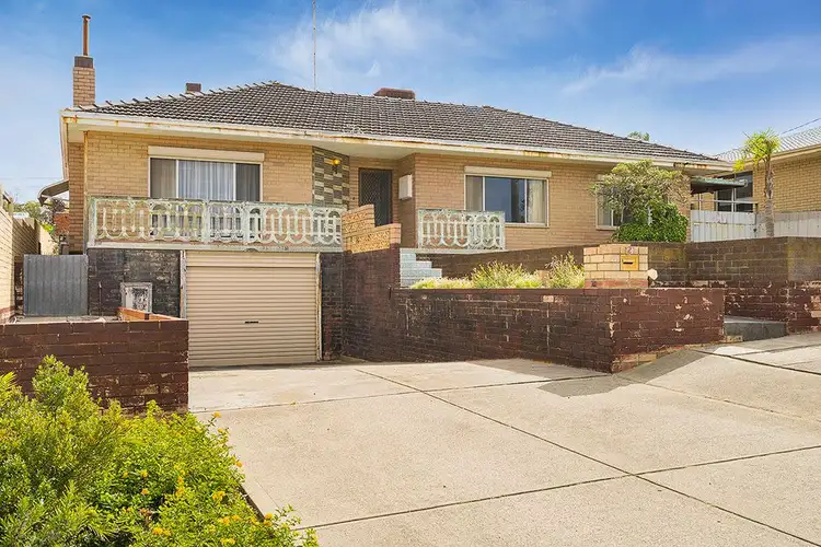 12 Dubove Road, Spearwood WA 6163