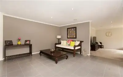 Sixth view of Homely house listing, 2 Barton Court, Warragul VIC