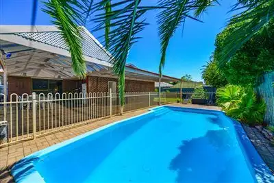 52 Kentwood Road, Morphett Vale SA 5162