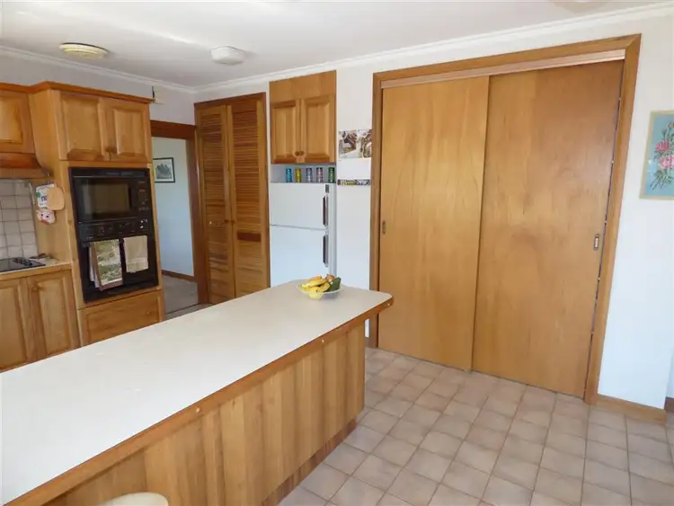 Fifth view of Homely house listing, 147 Lake Street, Edenhope VIC 3318