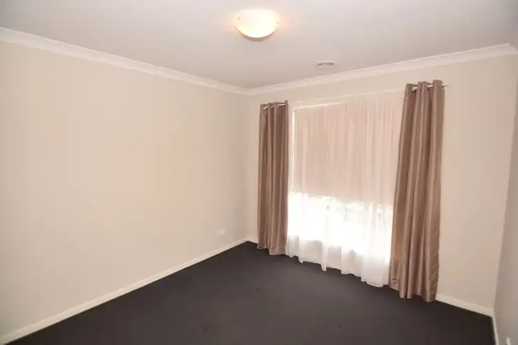 Sixth view of Homely house listing, 37 Nambrok Crescent, Wangaratta VIC 3677