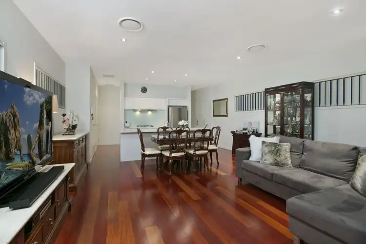 238 Riding Road, Balmoral QLD 4171