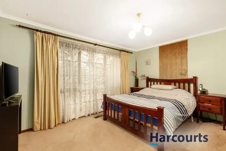 Sixth view of Homely house listing, 5 De Felice Place, Wantirna VIC 3152