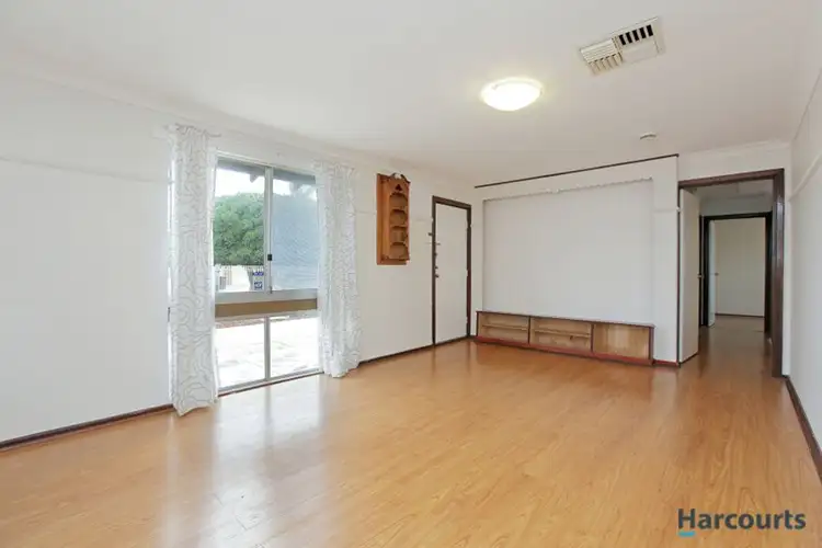 Fifth view of Homely house listing, 32 Selsdon Road, Camillo WA 6111