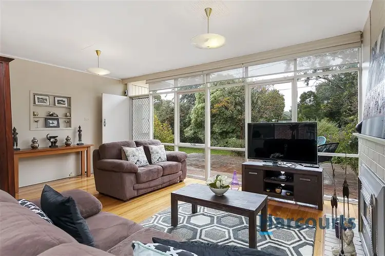 28 Plumer Street, Croydon VIC 3136