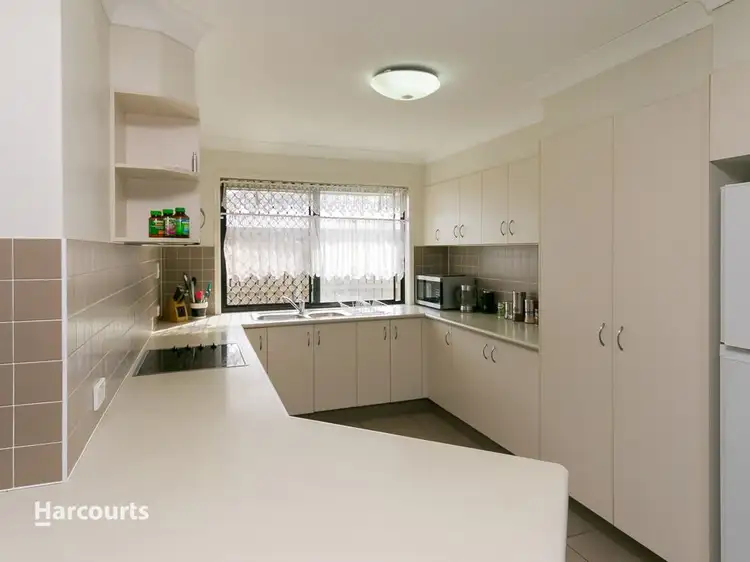 2 Stringybark Drive, Urangan QLD 4655