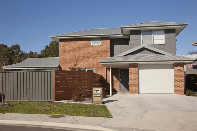 1/1 Olus Place, Newnham TAS 7248
