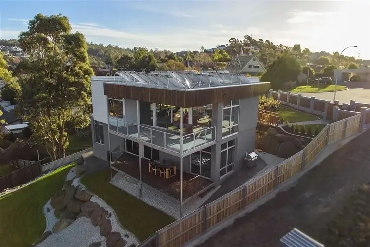 93 Lachlan Parade, Trevallyn TAS 7250