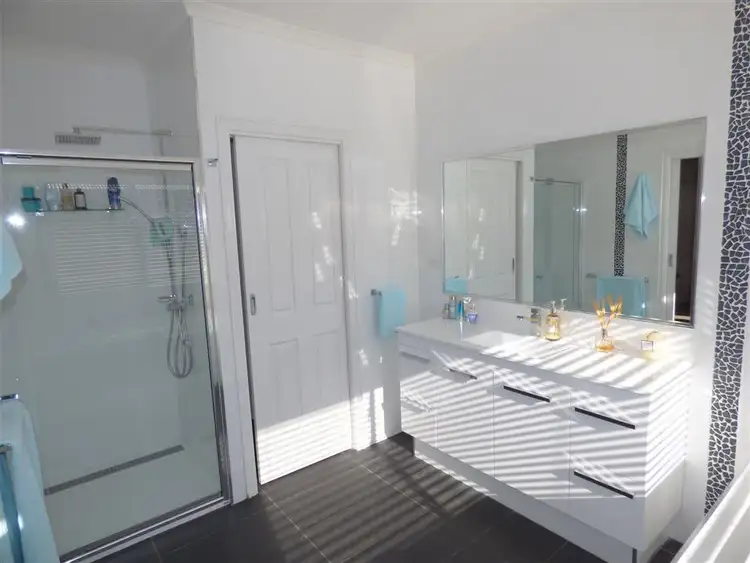 Fifth view of Homely house listing, 6 Wannon Ave, Edenhope VIC 3318