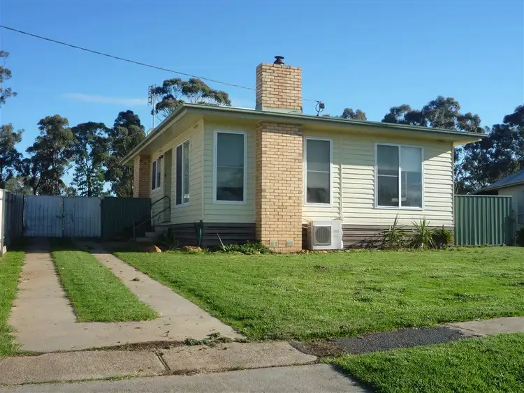 19 George Street, St Arnaud VIC 3478
