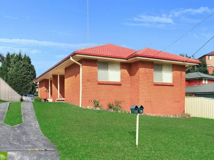 35 Chisholm Road