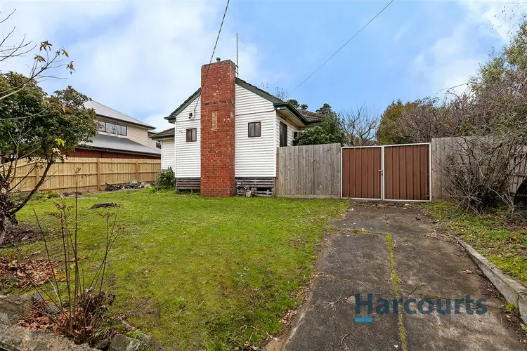 33 Heathmont Road, Ringwood VIC 3134