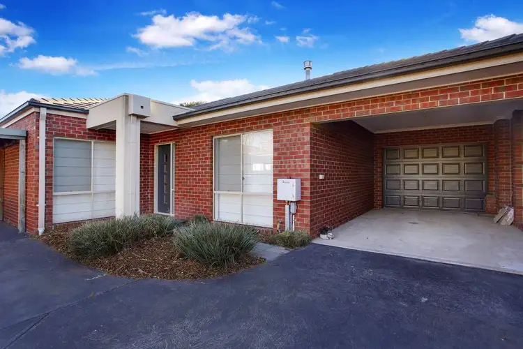 Main view of Homely townhouse listing, 2/25 Rayhur Street, Clayton South VIC 3169