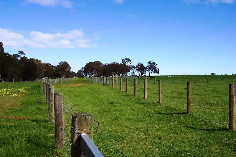1152 Millbrook Rd, Albany WA 6330