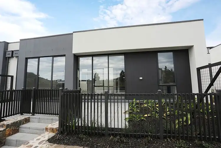 Main view of Homely house listing, 5 Boardwalk Place, Keilor East VIC 3033