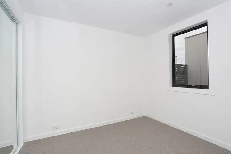Fourth view of Homely house listing, 5 Boardwalk Place, Keilor East VIC 3033