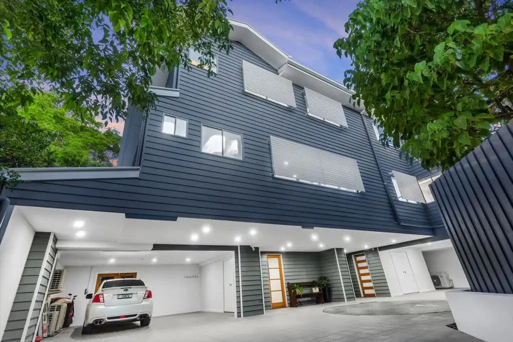 Main view of Homely townhouse listing, 2/45 Oakwal Tce, Windsor QLD 4030