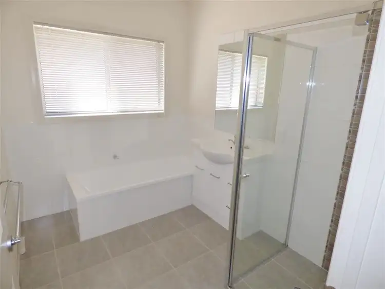 Seventh view of Homely townhouse listing, 1/222 Baillie Street, Horsham VIC 3400