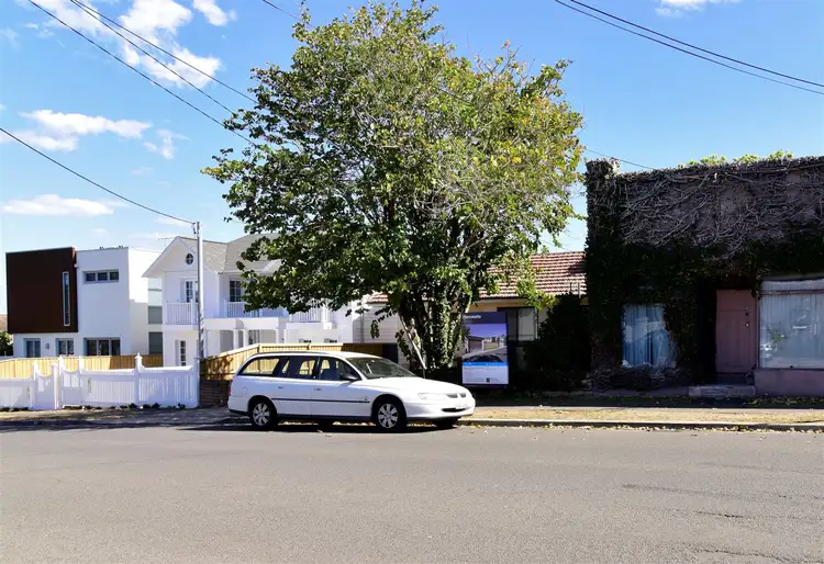 21-23 Casuarina Road