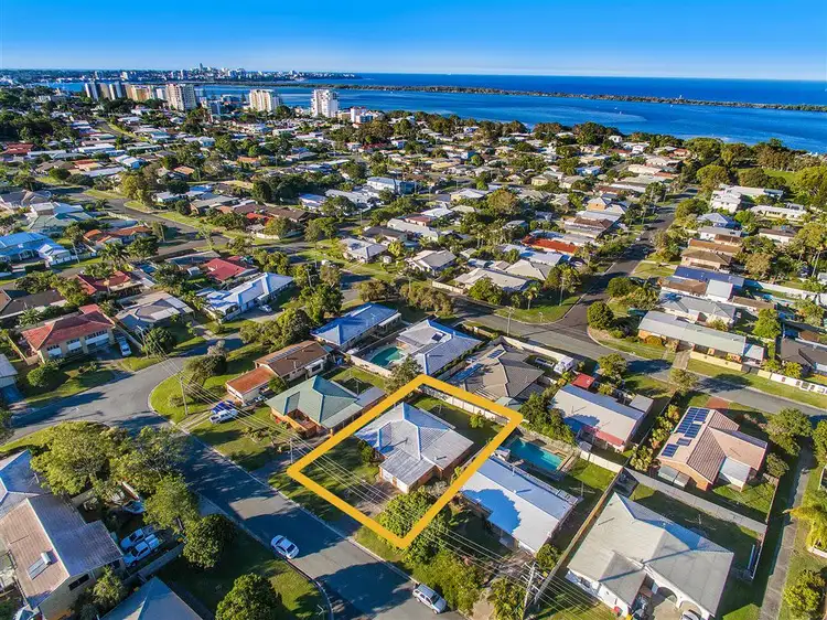 5 Moorshead Avenue, Golden Beach QLD 4551