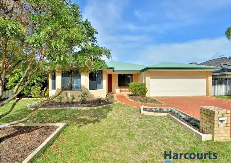 5 Glenbrook Lane, Meadow Springs WA 6210