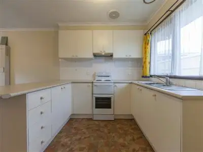Fifth view of Homely unit listing, 2/2-4 James Street, Frankston VIC