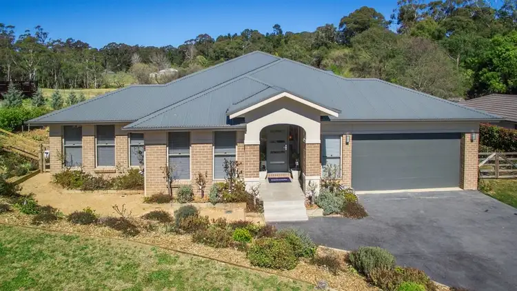 10 Larkin Close, Bundanoon NSW 2578