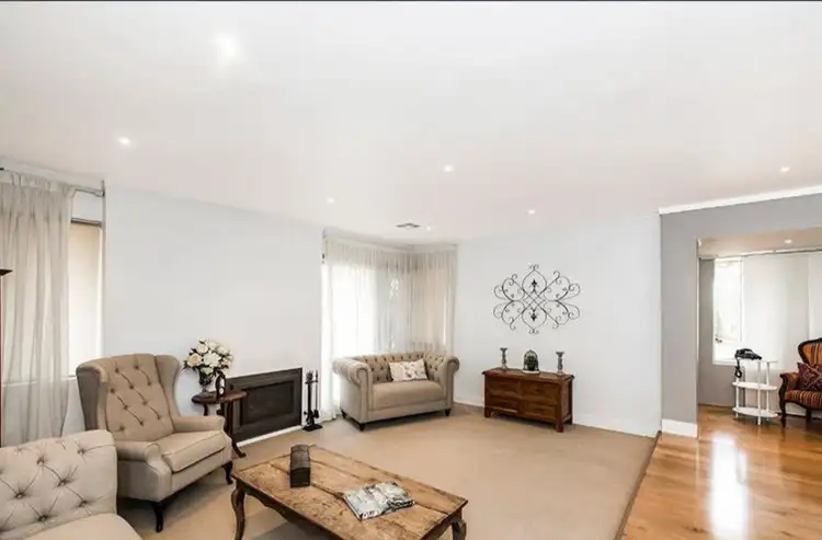 18 Pilgrim Way, Hamilton Hill WA 6163