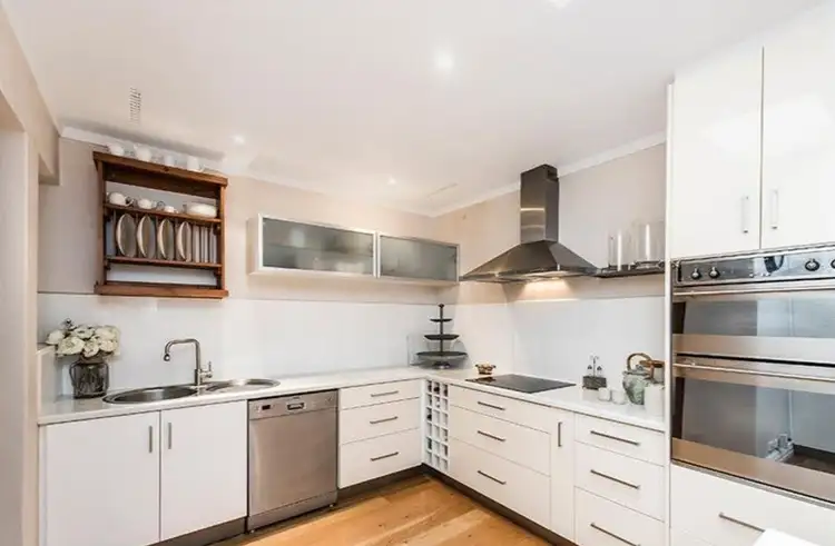 Sixth view of Homely house listing, 18 Pilgrim Way, Hamilton Hill WA 6163