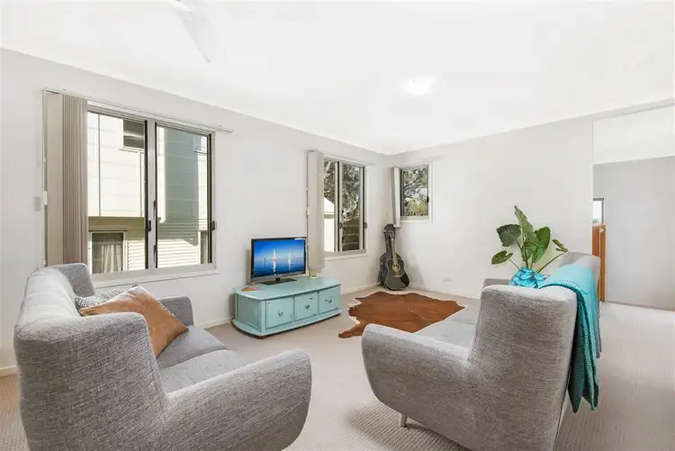 Fifth view of Homely unit listing, 8/37 Arthur Street, Caloundra QLD 4551