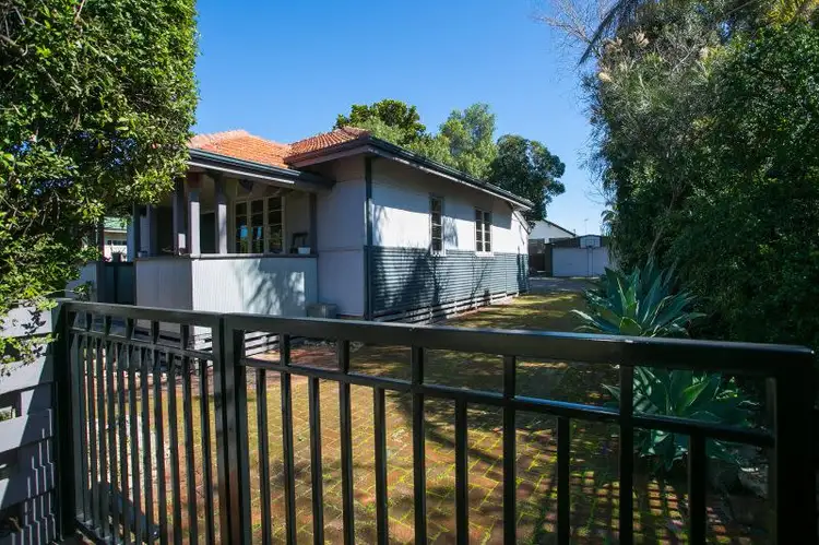 65 Collick Street, Hilton WA 6163