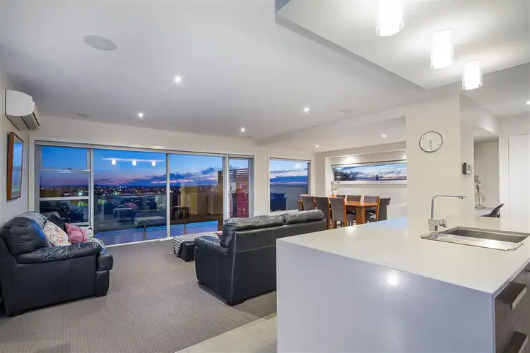 22 Napier Street, Black Hill VIC 3350