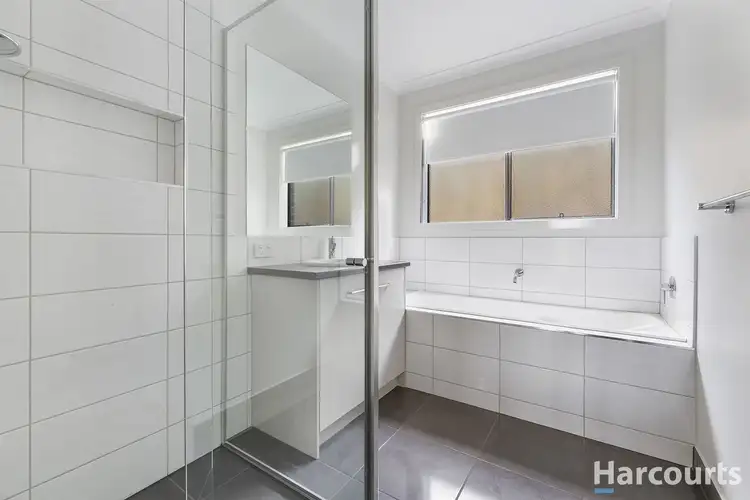 Sixth view of Homely house listing, 5 Aperloo Road, Drouin VIC 3818